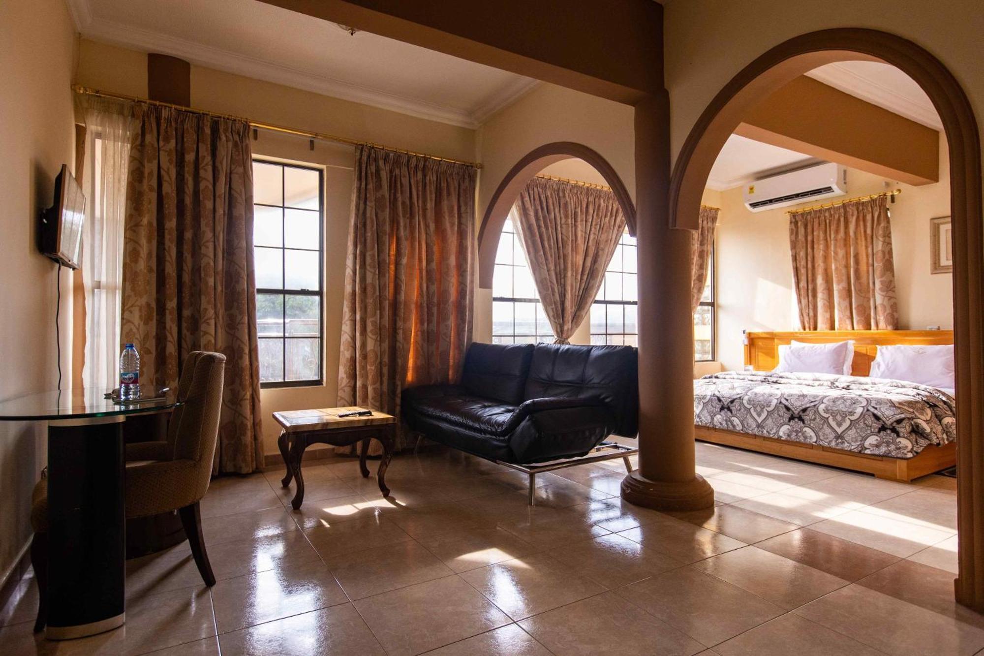Charleston Hotel Accra Szoba fotó