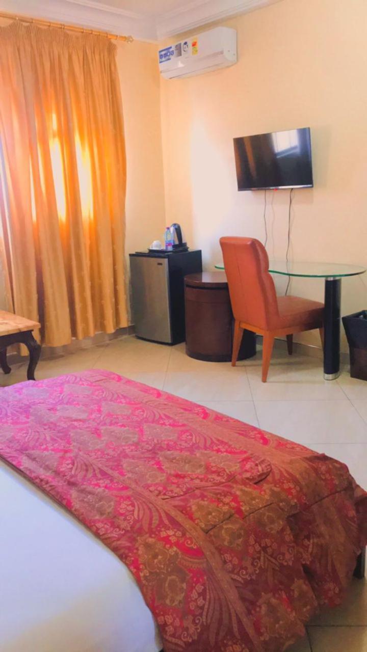 Charleston Hotel Accra Szoba fotó